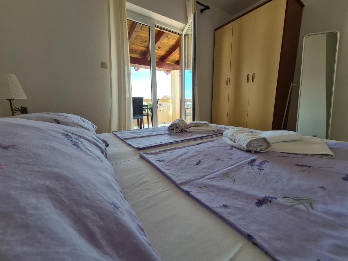 Apartman Karmen Barbat na Rabu Exterior photo