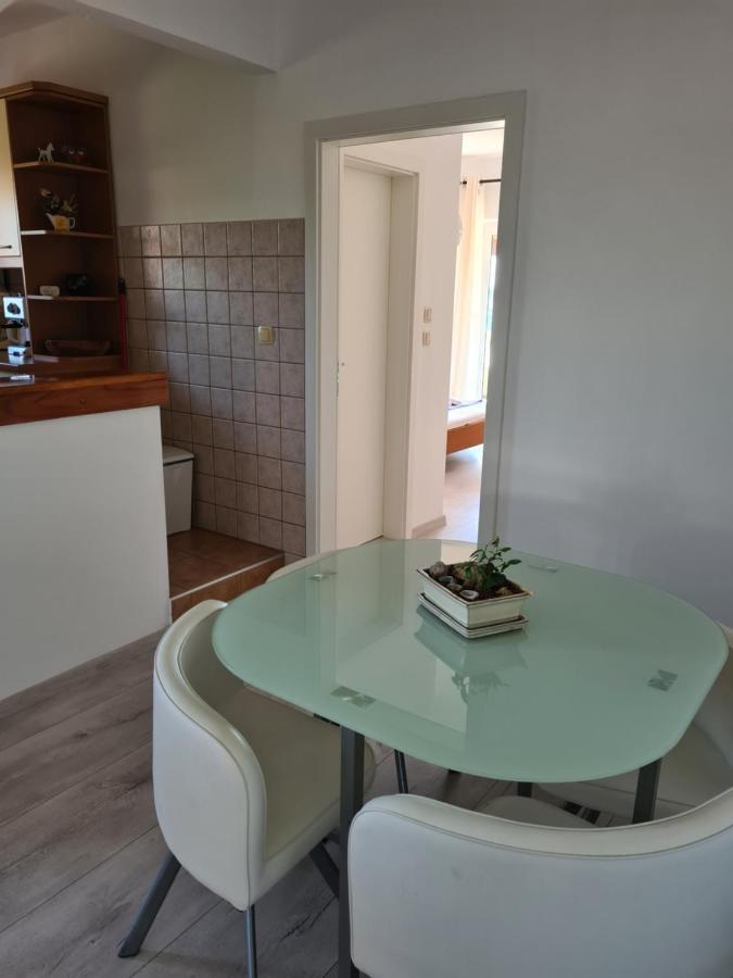 Apartman Karmen Barbat na Rabu Exterior photo